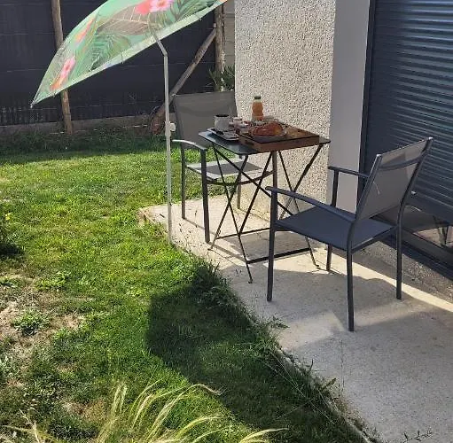 D'hote, Au Pays De Cocagne ! Oda ve Kahvaltı 3*