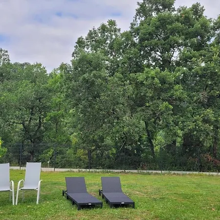 Bed & Breakfast D'hote, Au Pays De Cocagne !